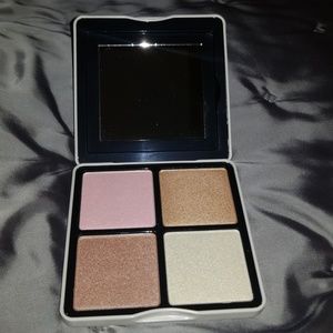 BH Cosmetics - Nude Rose 4 Color Highlighter Palette